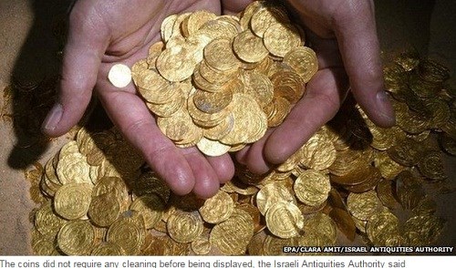 Kho tiền xu vàng Israel là điểm đến cho những ai đam mê sưu tầm tiền xu cổ. Hãy xem hình ảnh của kho tiền này và cùng tận hưởng niềm đam mê sưu tầm của mình.