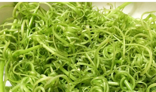 Hướng dẫn chi tiết món NỘM RAU MUỐNG TRỘN BÒ