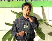 TS: Phan Văn Trớn (SBD: 015) Nam ai - Sân ga chỉ có 1 người (câu 5, 6) (Viễn Châu) - 16/04/2011