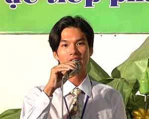 Thí sinh: Ngô Hoàng Mỹ (SBD: 006) Nam xuân (8 câu) - Về lại trường xưa (câu 1, 2) (Sáng tác: Bùi Thanh Tài) - 05/01/2013