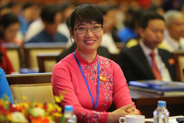Bà Trần Thị Diệu Thúy, Chủ tịch Liên đoàn Lao động TPHCM. 